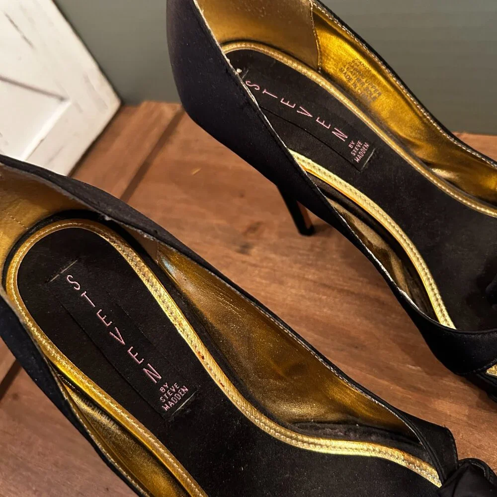 Steve Madden Womens Black Bow Slip On 4.5